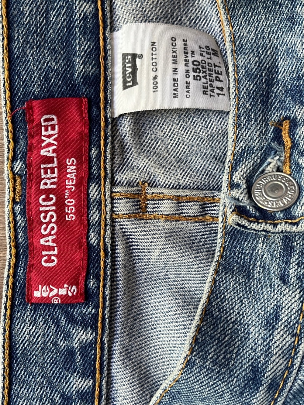 Vintage Levi's 550